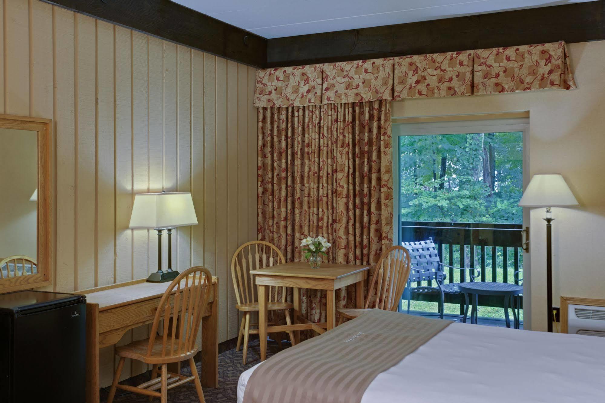 Mohican Lodge And Conference Center Perrysville Exteriér fotografie