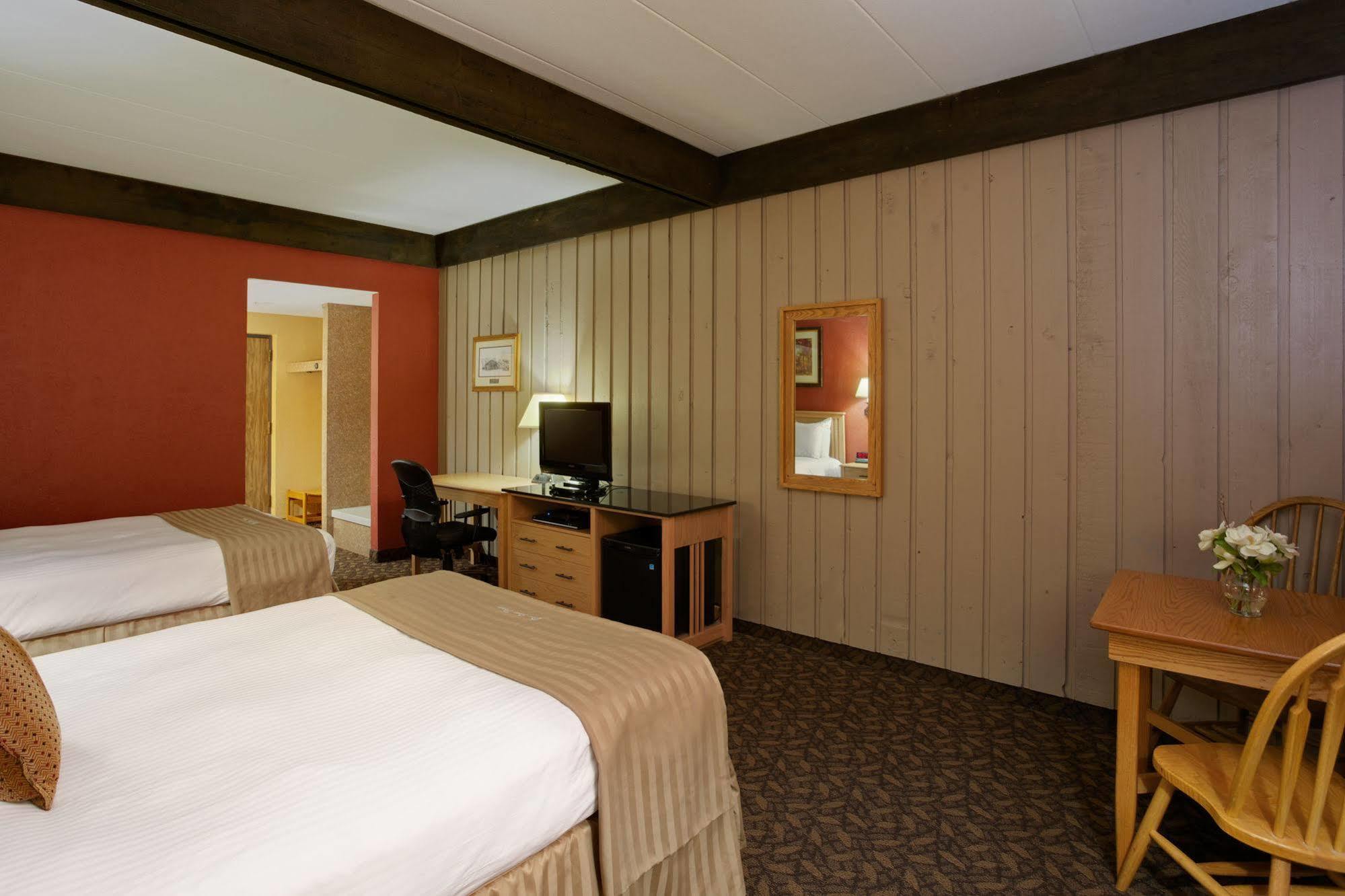 Mohican Lodge And Conference Center Perrysville Exteriér fotografie