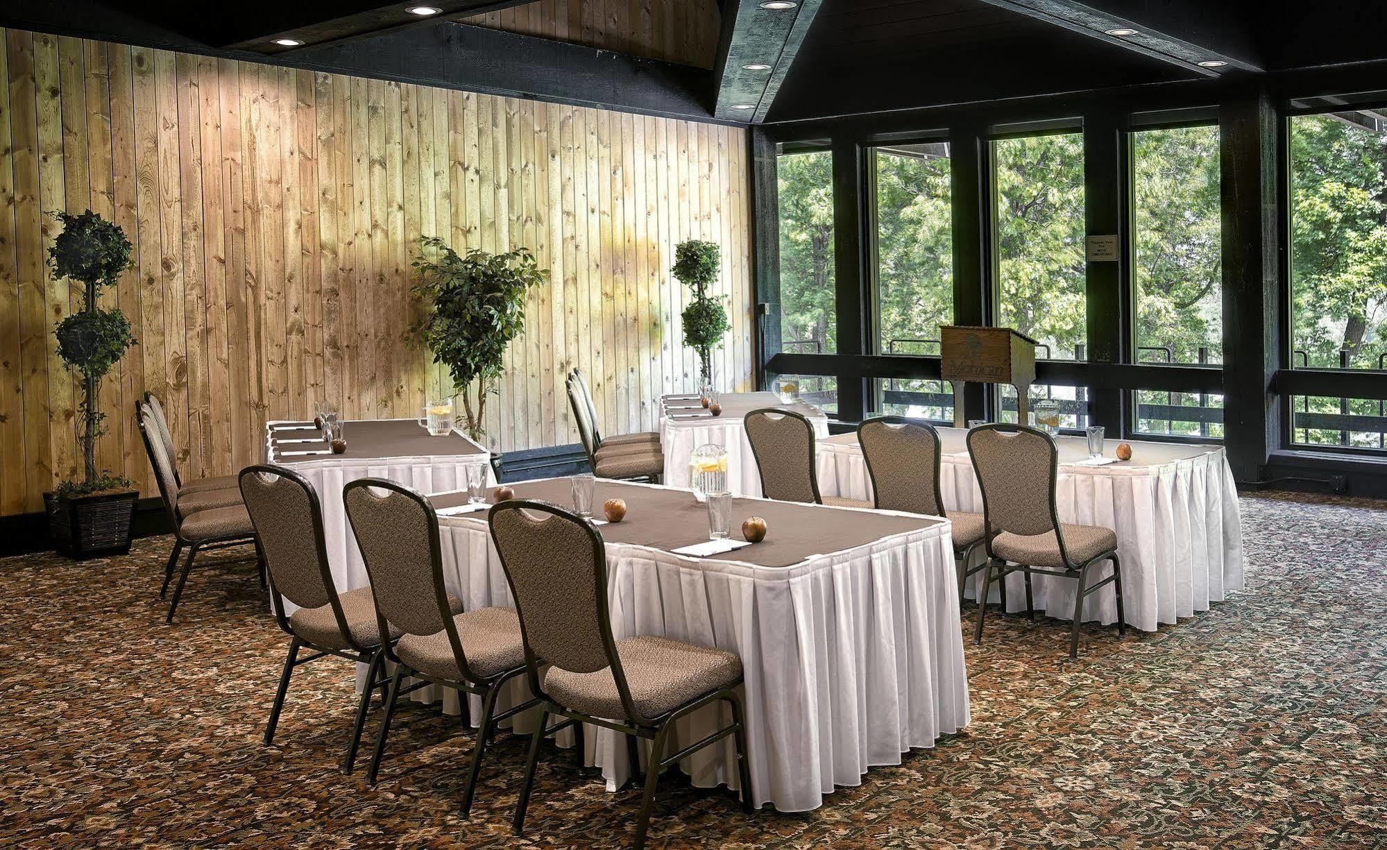 Mohican Lodge And Conference Center Perrysville Exteriér fotografie